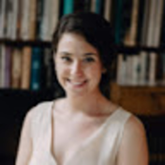 Meet your Posher, Emily - Picture 1 of 1